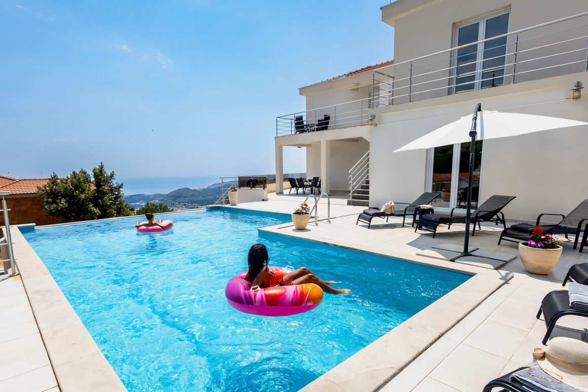 Luxury Villa Alice with a beautiful private pool and inredible view to the Dubrovnik Riviera all to yourselves